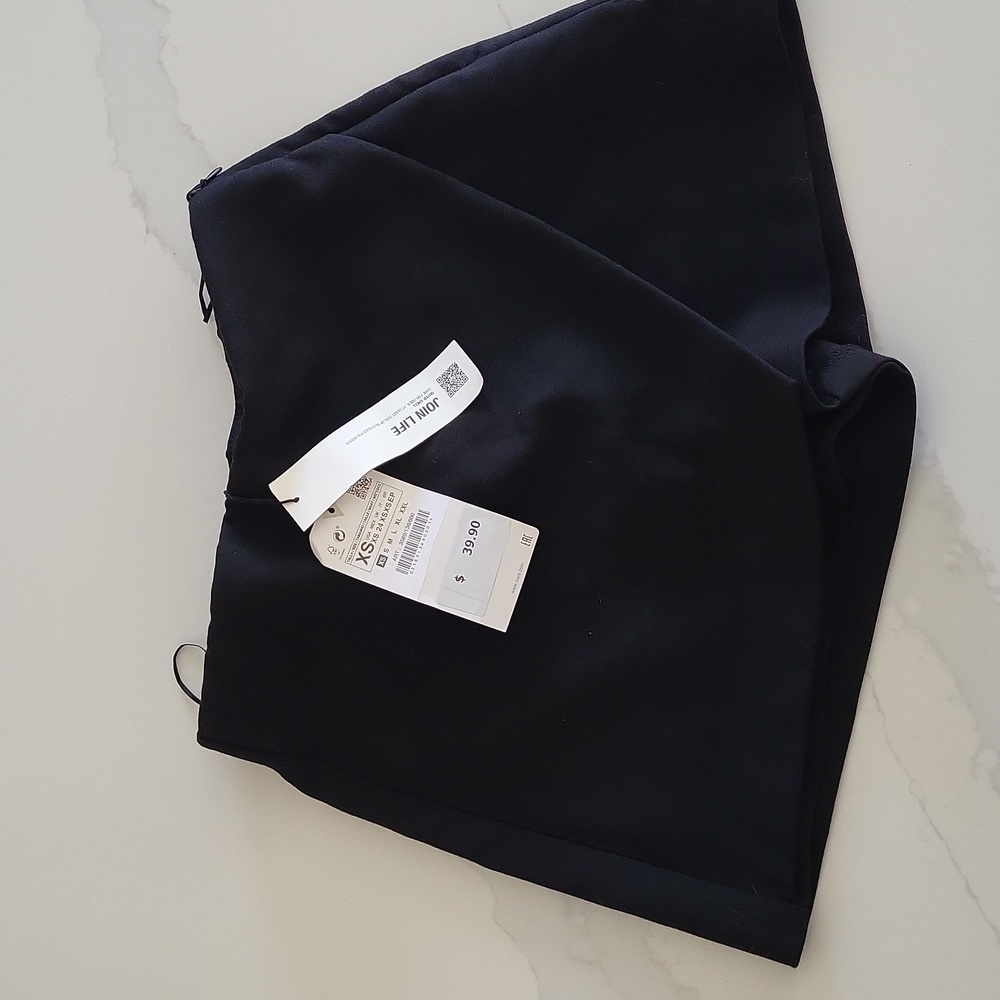 NWT Zara Black Skort XS